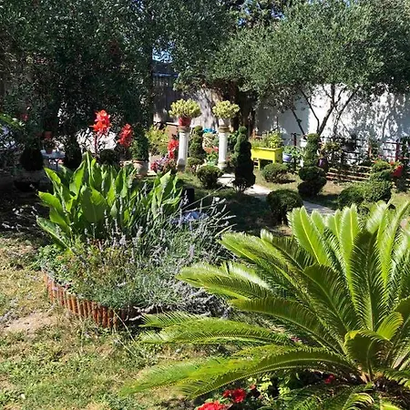 Baroque Villa Pierrefitte-sur-Seine